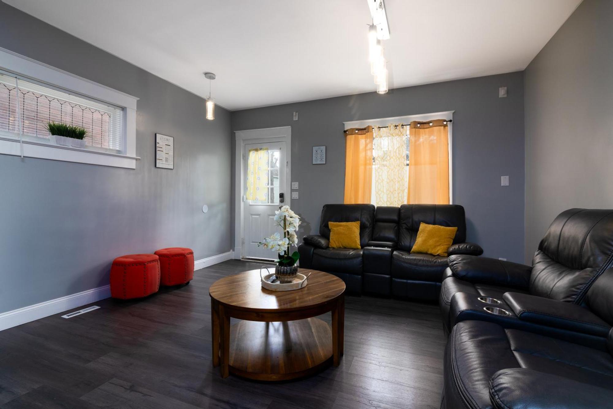 Sprawling 8Br Home Ideal For Large Groups In Niagara Falls Ny Niagarawatervallen Buitenkant foto