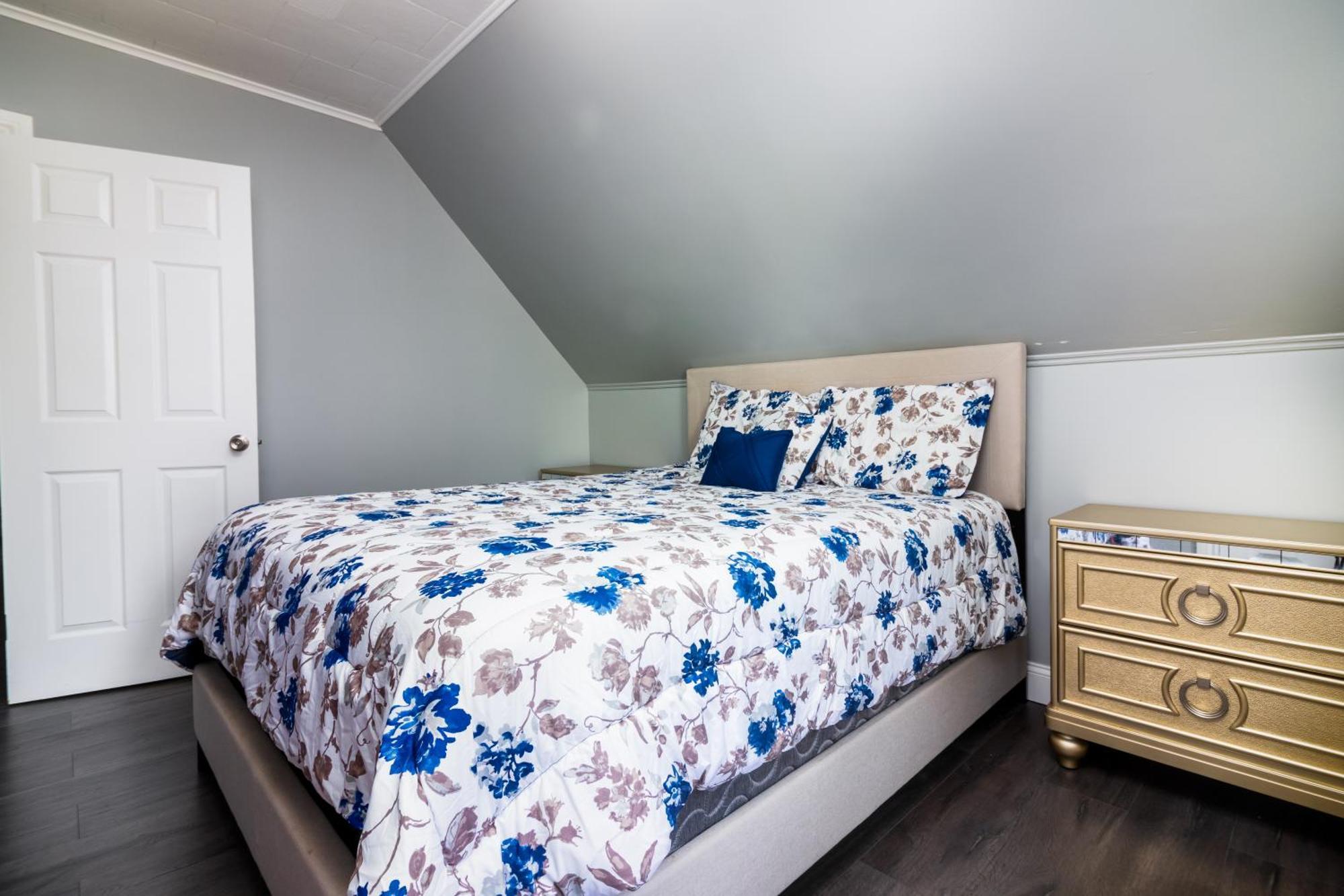Sprawling 8Br Home Ideal For Large Groups In Niagara Falls Ny Niagarawatervallen Buitenkant foto