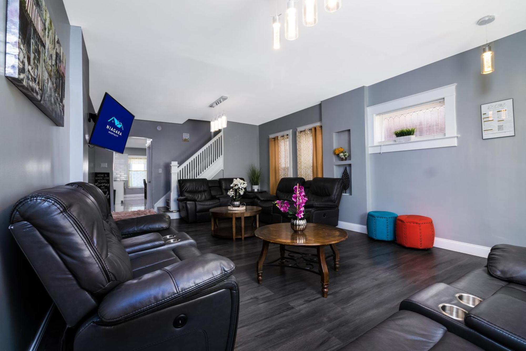 Sprawling 8Br Home Ideal For Large Groups In Niagara Falls Ny Niagarawatervallen Buitenkant foto