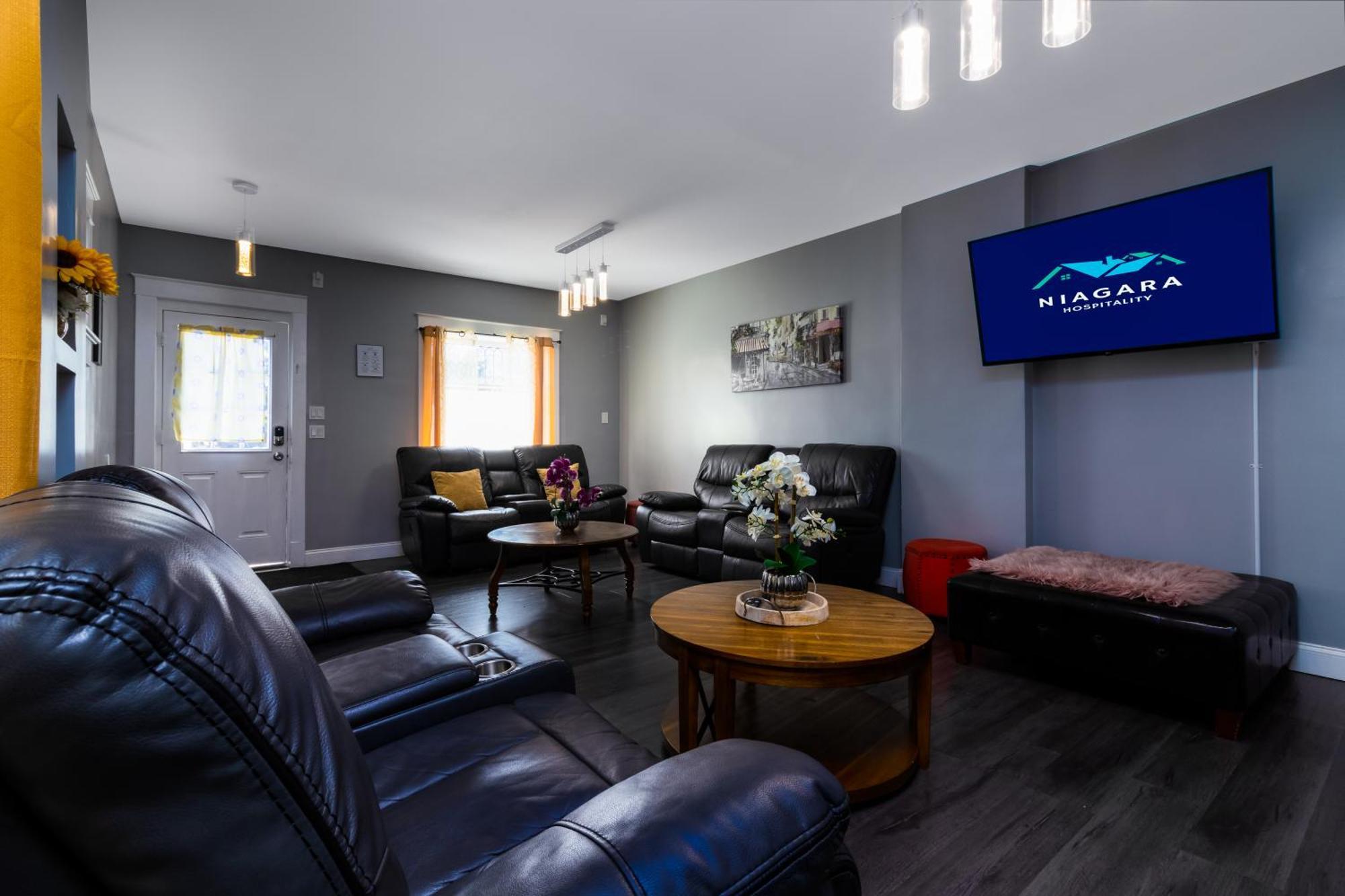 Sprawling 8Br Home Ideal For Large Groups In Niagara Falls Ny Niagarawatervallen Buitenkant foto