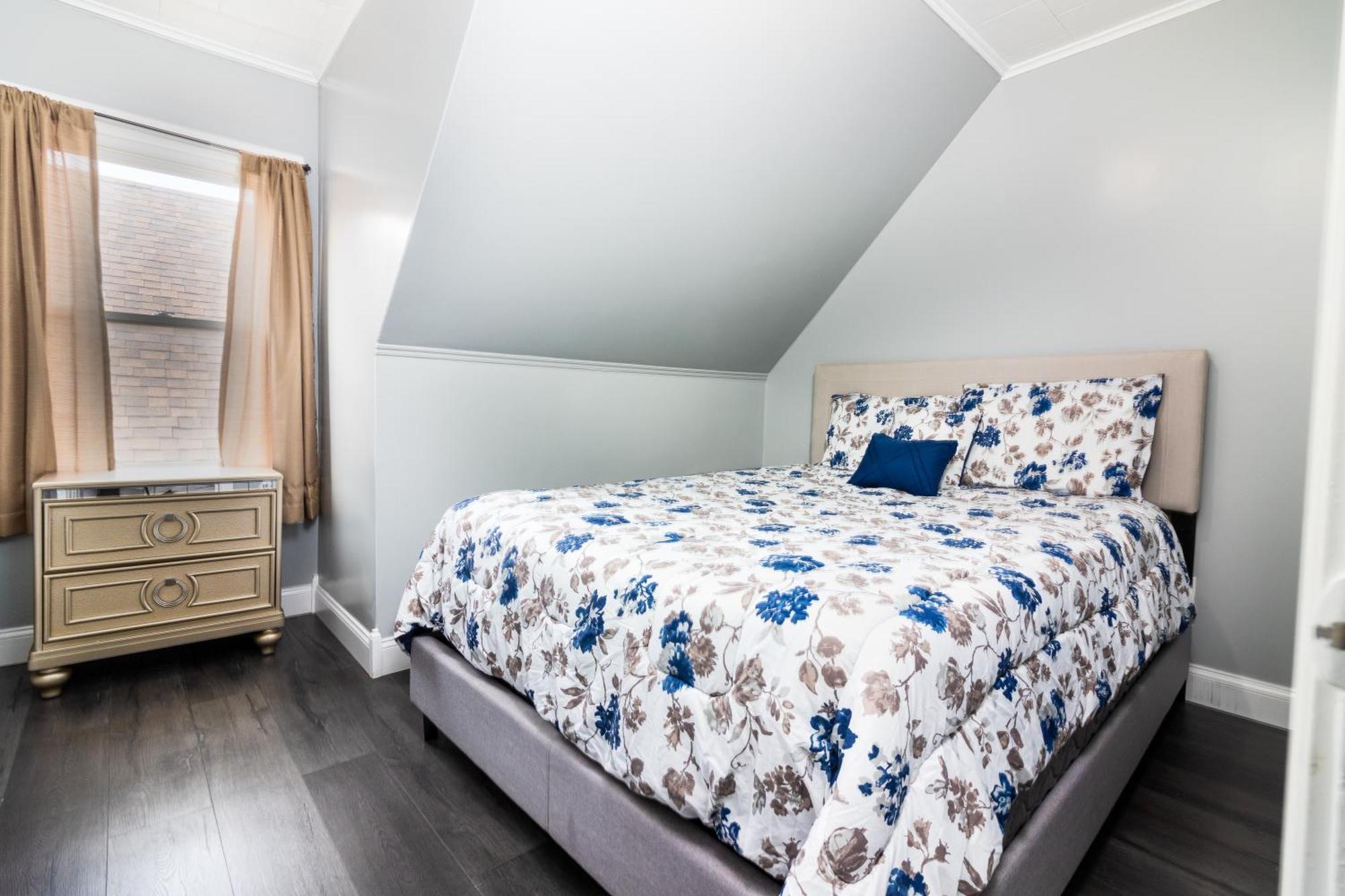 Sprawling 8Br Home Ideal For Large Groups In Niagara Falls Ny Niagarawatervallen Buitenkant foto
