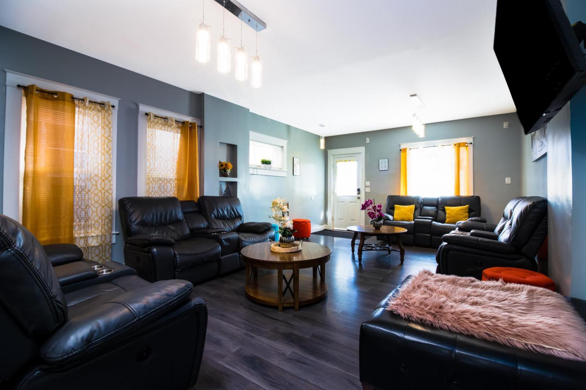 Sprawling 8Br Home Ideal For Large Groups In Niagara Falls Ny Niagarawatervallen Buitenkant foto