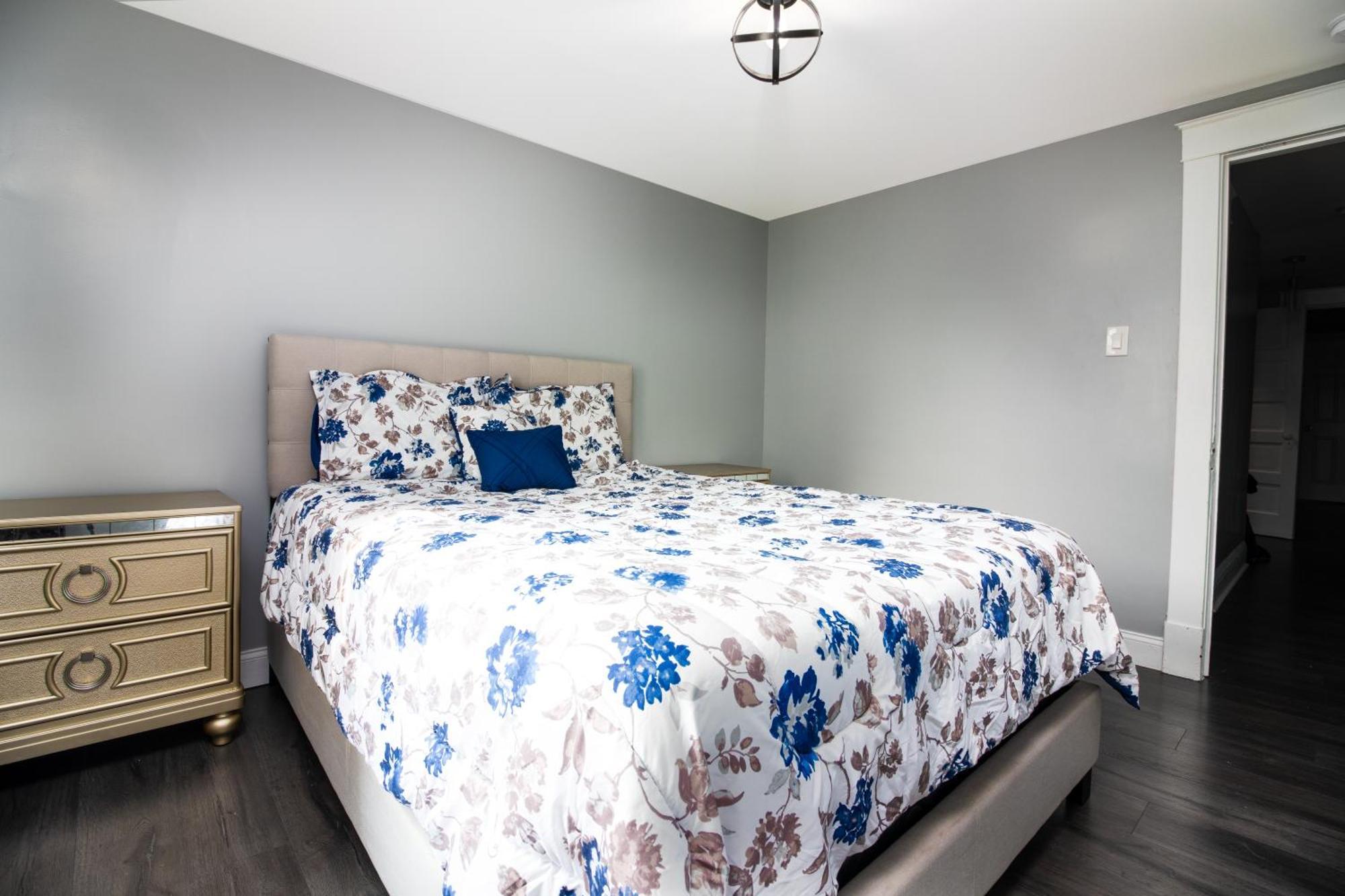 Sprawling 8Br Home Ideal For Large Groups In Niagara Falls Ny Niagarawatervallen Buitenkant foto