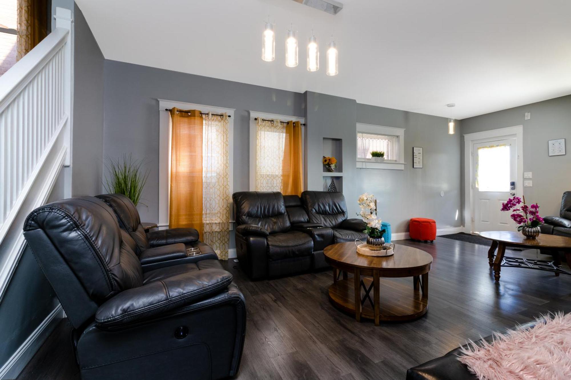 Sprawling 8Br Home Ideal For Large Groups In Niagara Falls Ny Niagarawatervallen Buitenkant foto